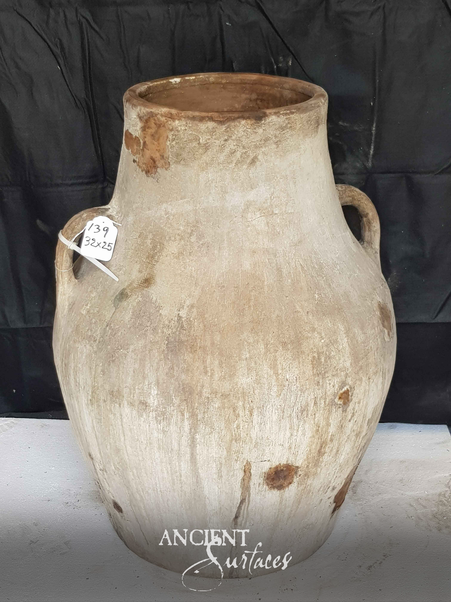 antique-reclaimed-limestone-terracotta-garden-vessel-ancient-surfaces-antique-jar-architectural-stone-and-clay-decor-historic-garden-urn-reclaimed-limestone-terracotta-planter-outdoor-garden-decor-interior-architectural-accent-handcrafted-antique-vessel-european-garden-style-luxury-landscape-design-sustainable-reclaimed-materials-natural-patina-aged-texture-classical-garden-element-ancient-surfaces-collection